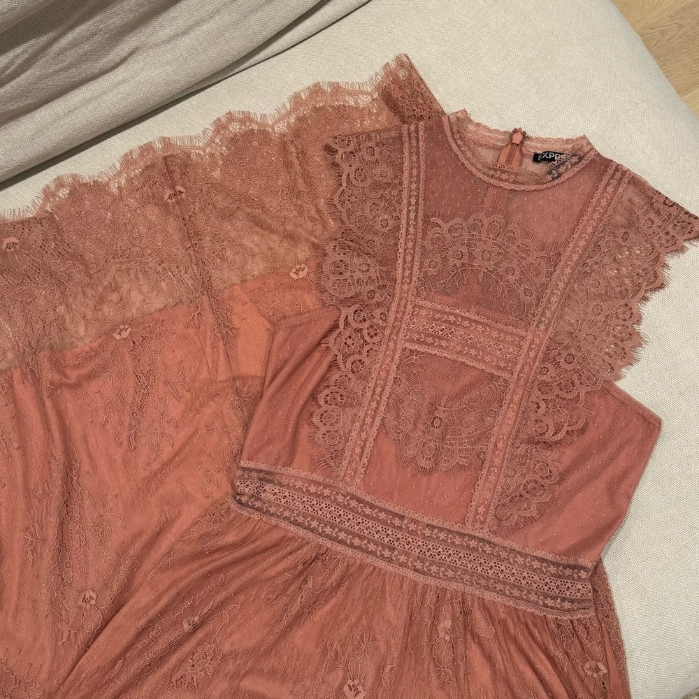 EXPRESS dusty rose midi dress size small